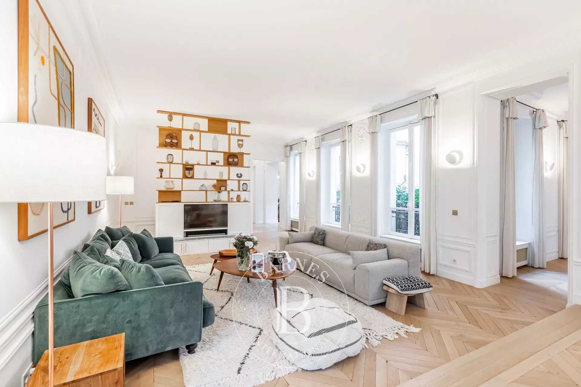 Paris  - Appartement  4 Chambres