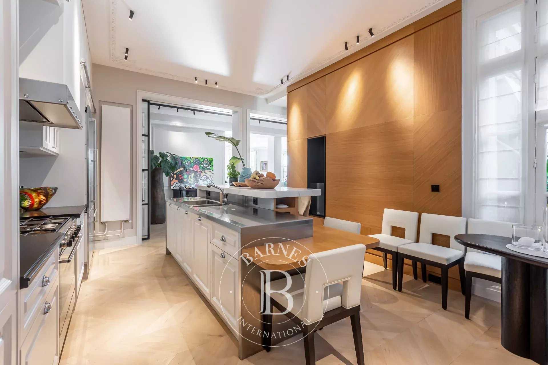 Paris  - Appartement  2 Chambres