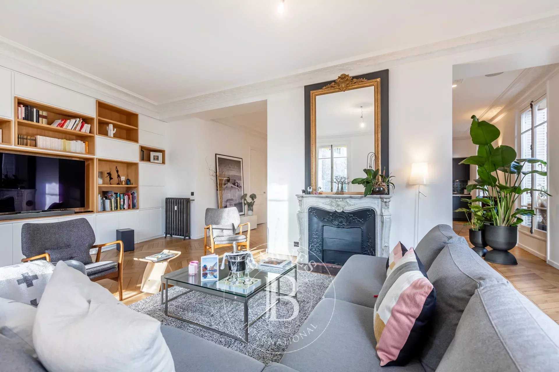 Paris  - Appartement  3 Chambres