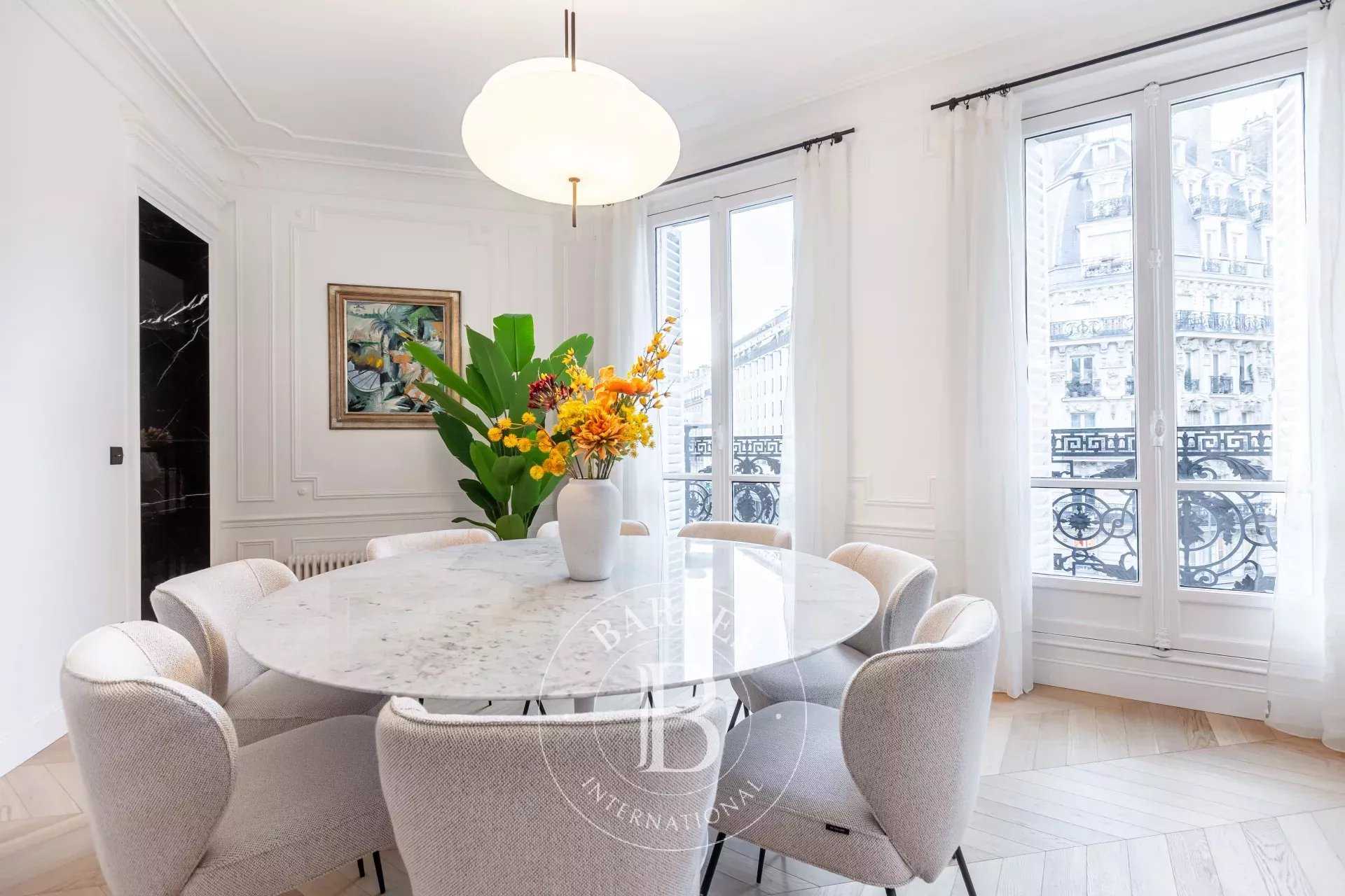 Paris  - Appartement  2 Chambres