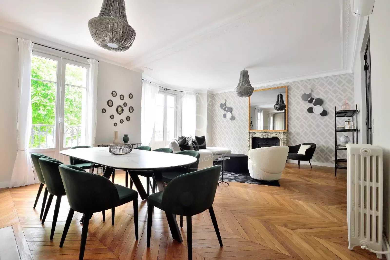 Paris  - Appartement  4 Chambres