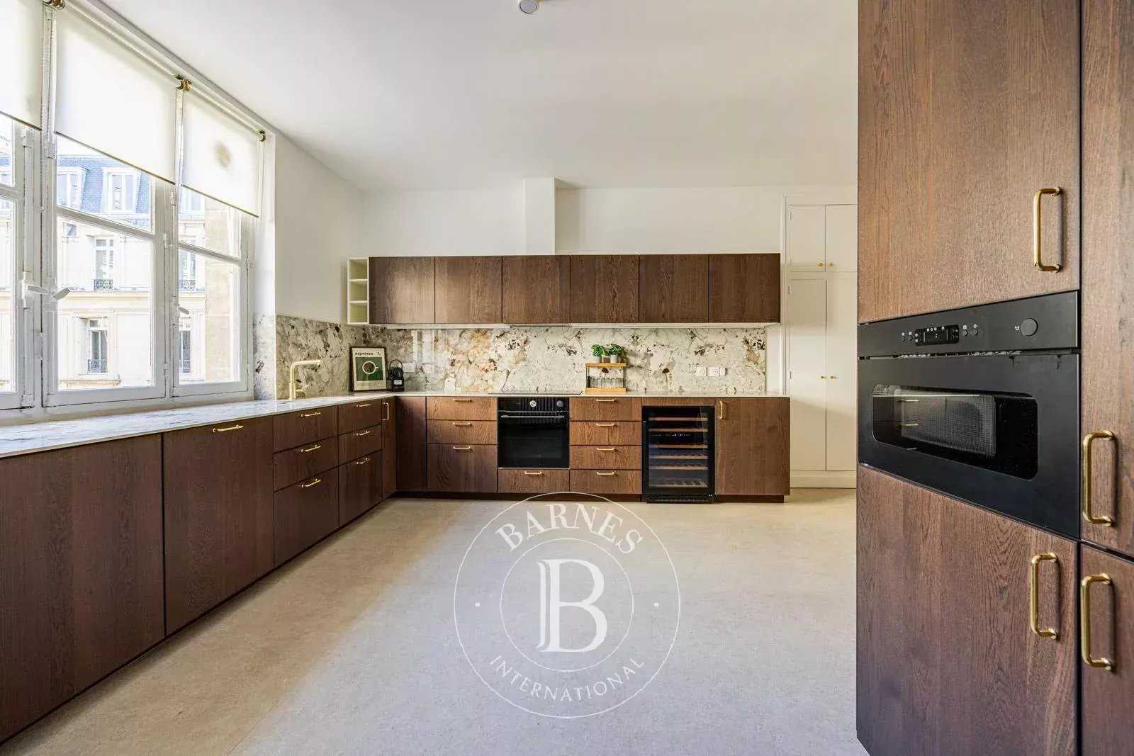 Paris  - Apartment 4 Bedrooms