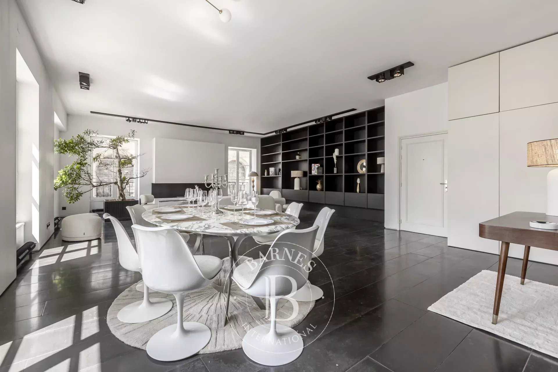 Paris  - Appartement  3 Chambres