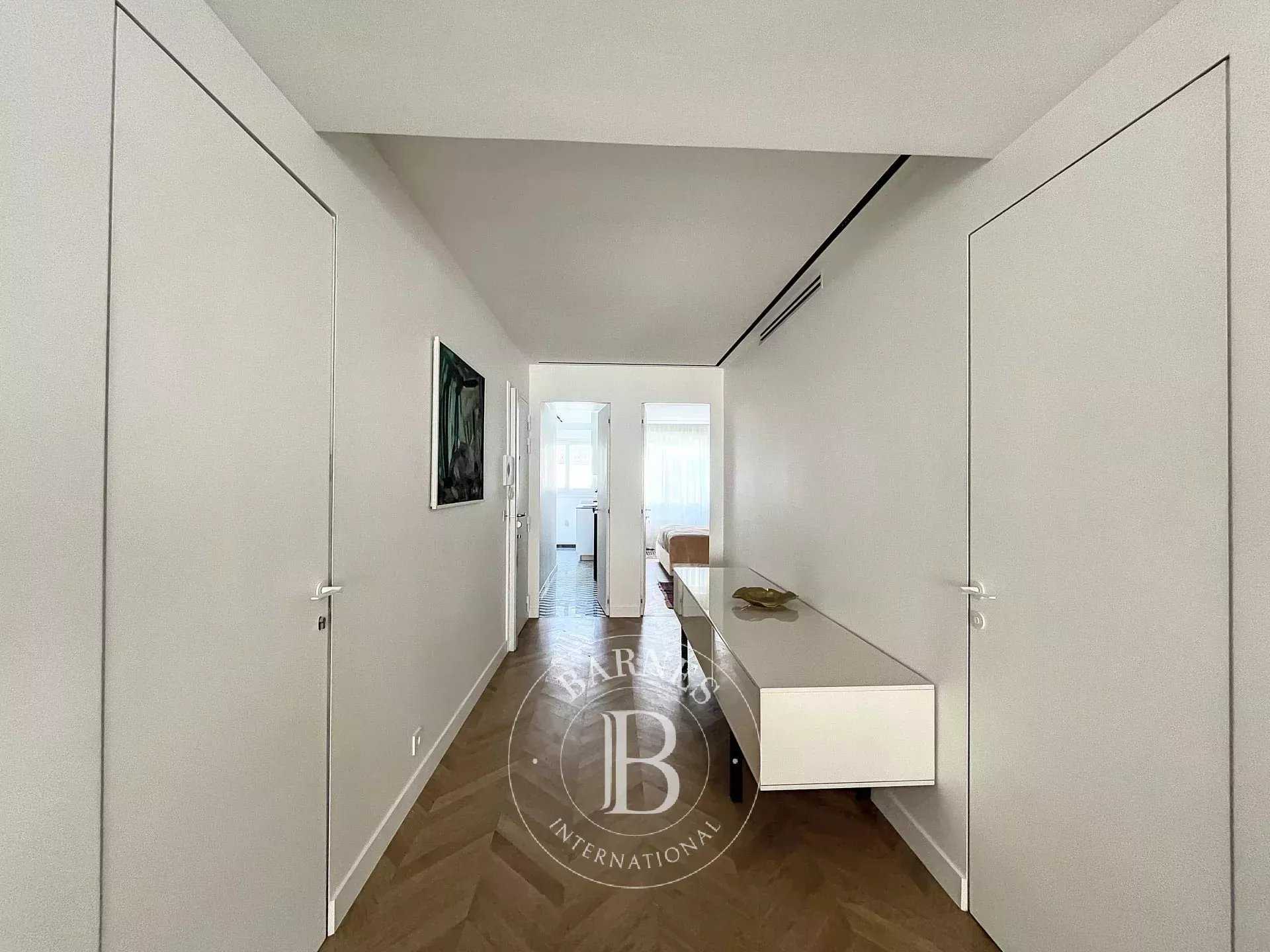 Paris  - Appartement 2 Pi&egrave;ces, 1 Chambre
