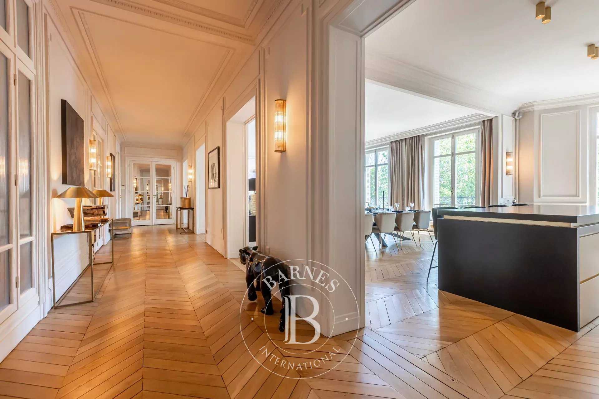 Paris  - Appartement  3 Chambres