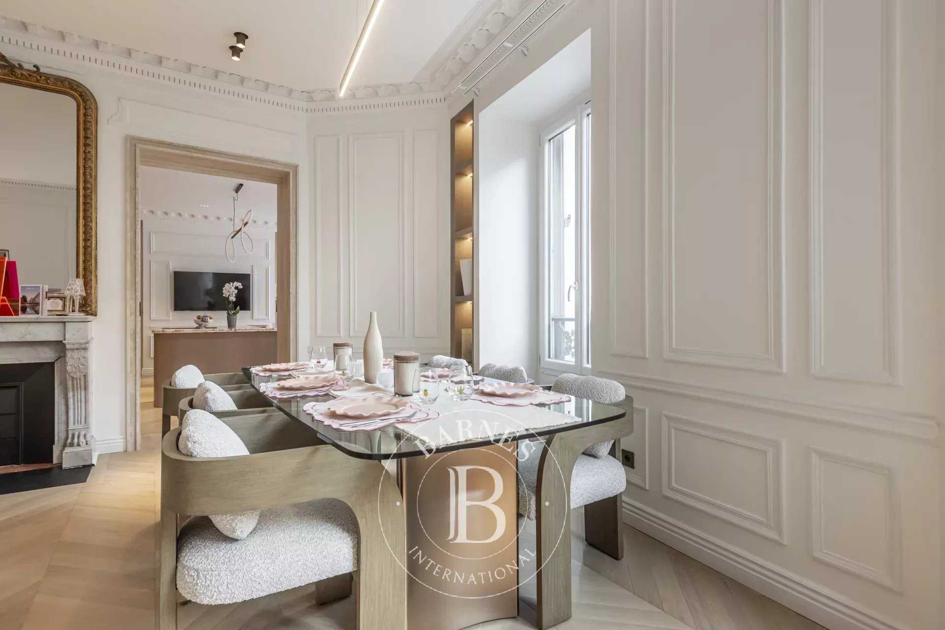 Paris  - Appartement  3 Chambres