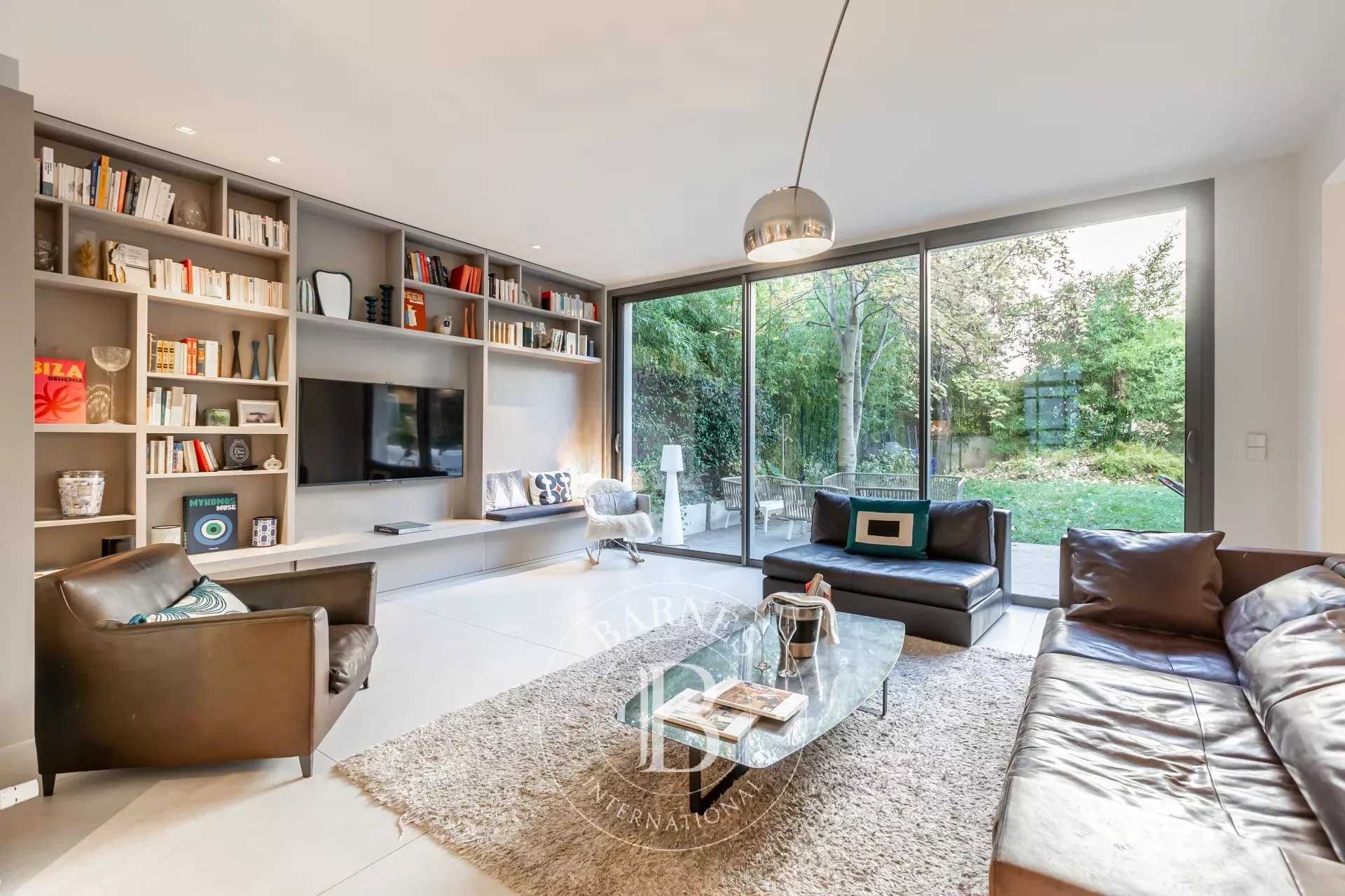 Neuilly-sur-Seine  - House 5 Bedrooms
