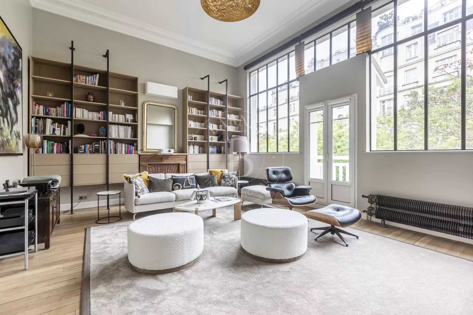 Paris  - Mansion 6 Bedrooms