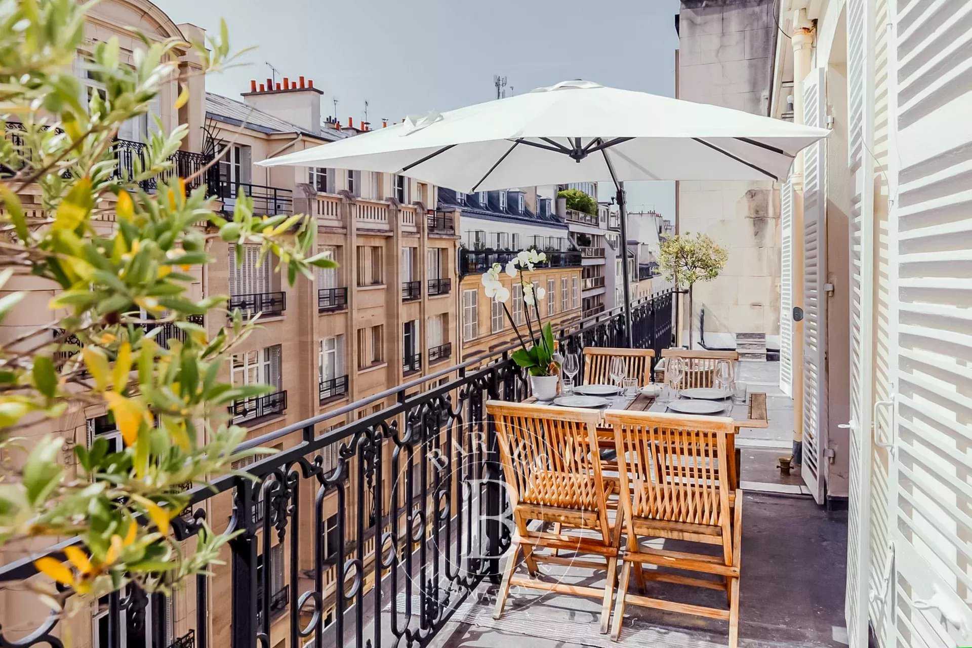Paris  - Appartement  4 Chambres