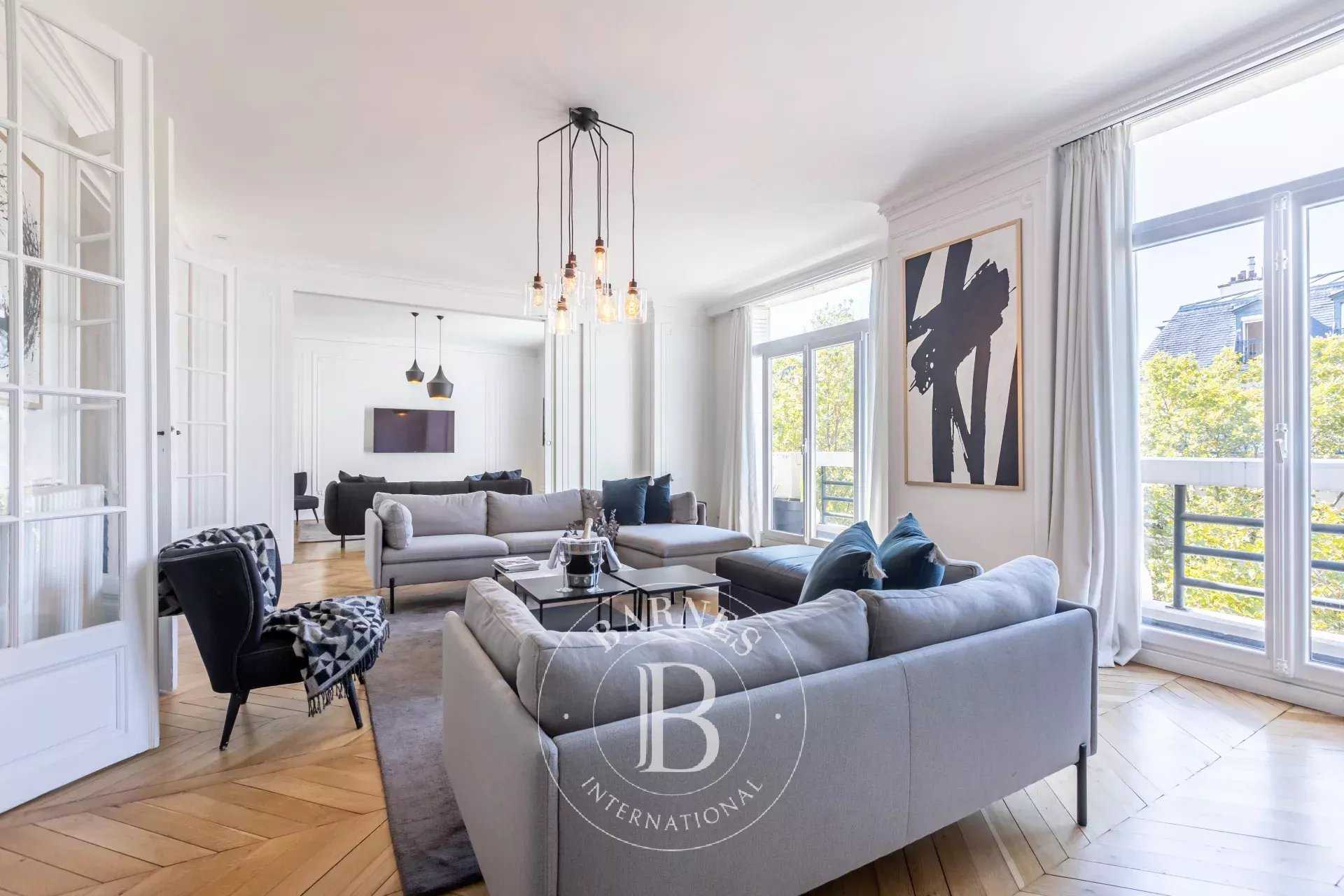 Paris  - Appartement  4 Chambres