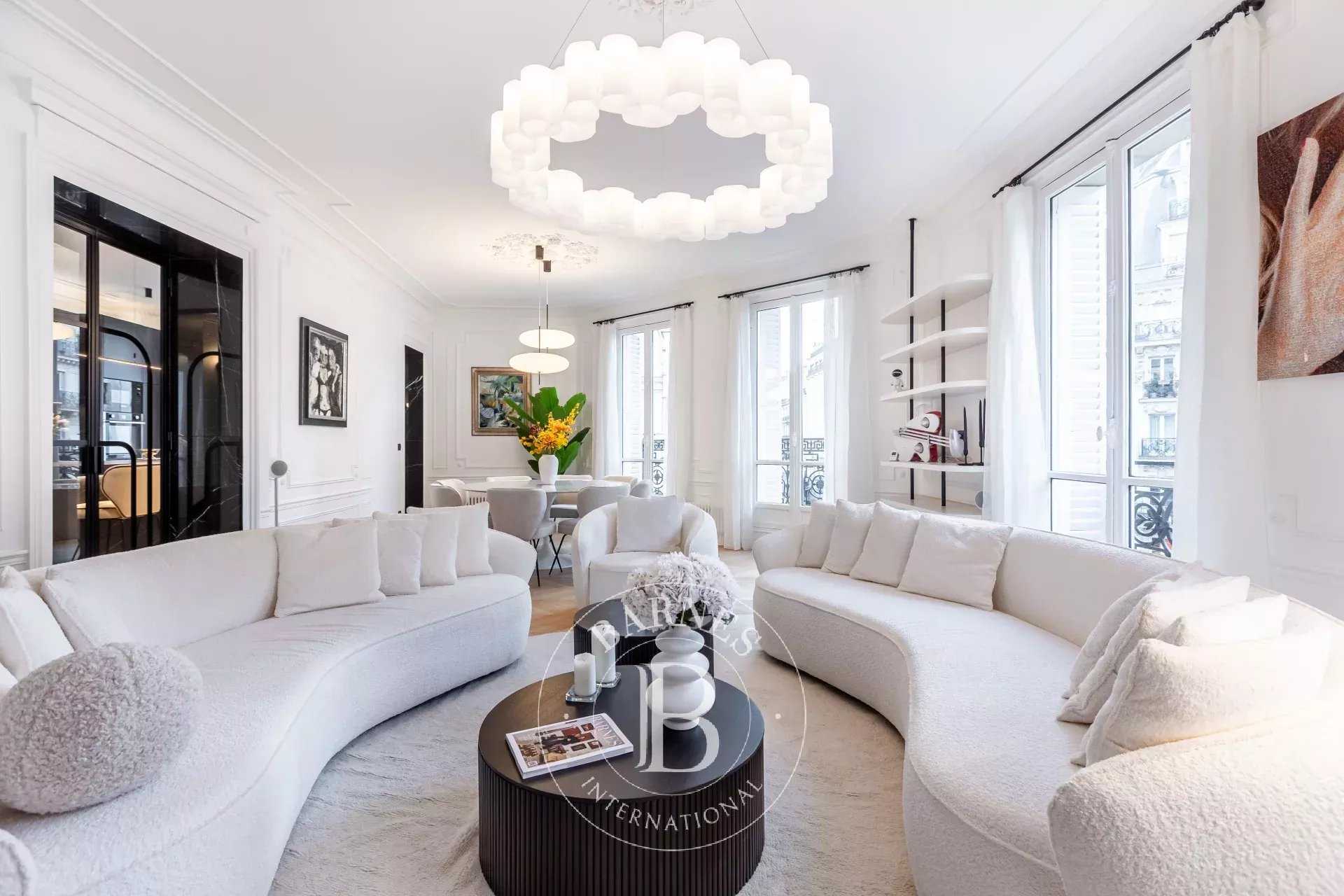 Paris  - Appartement  2 Chambres