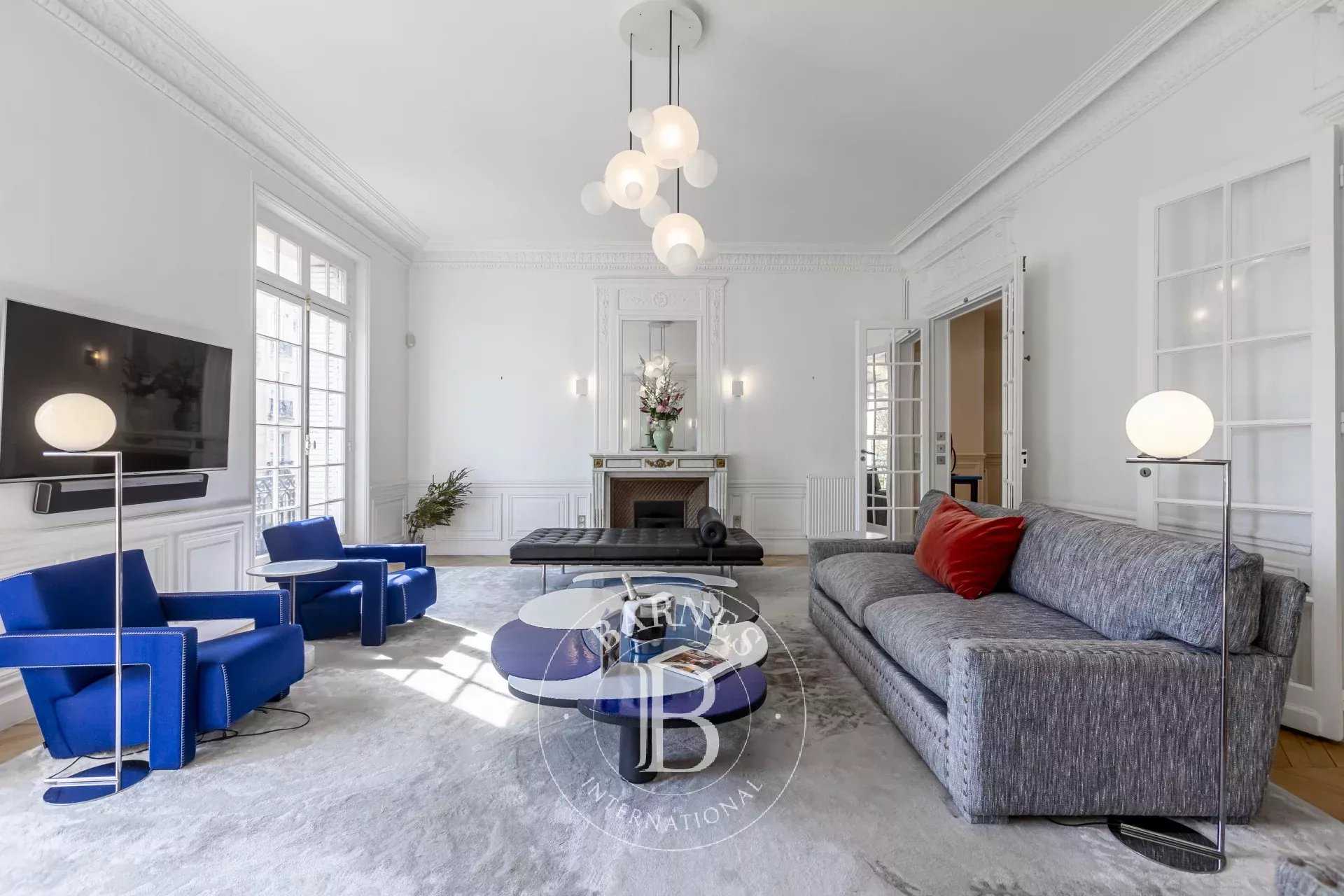 Paris  - Appartement  4 Chambres