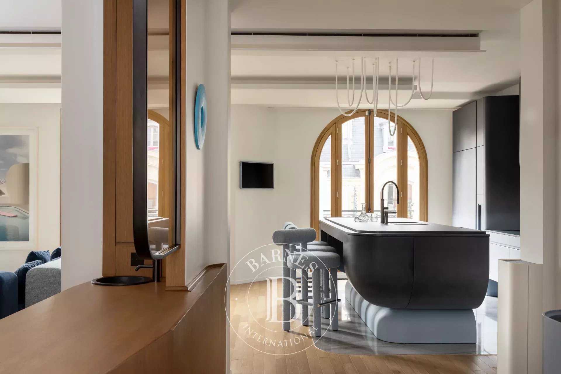 Paris  - Appartement  2 Chambres