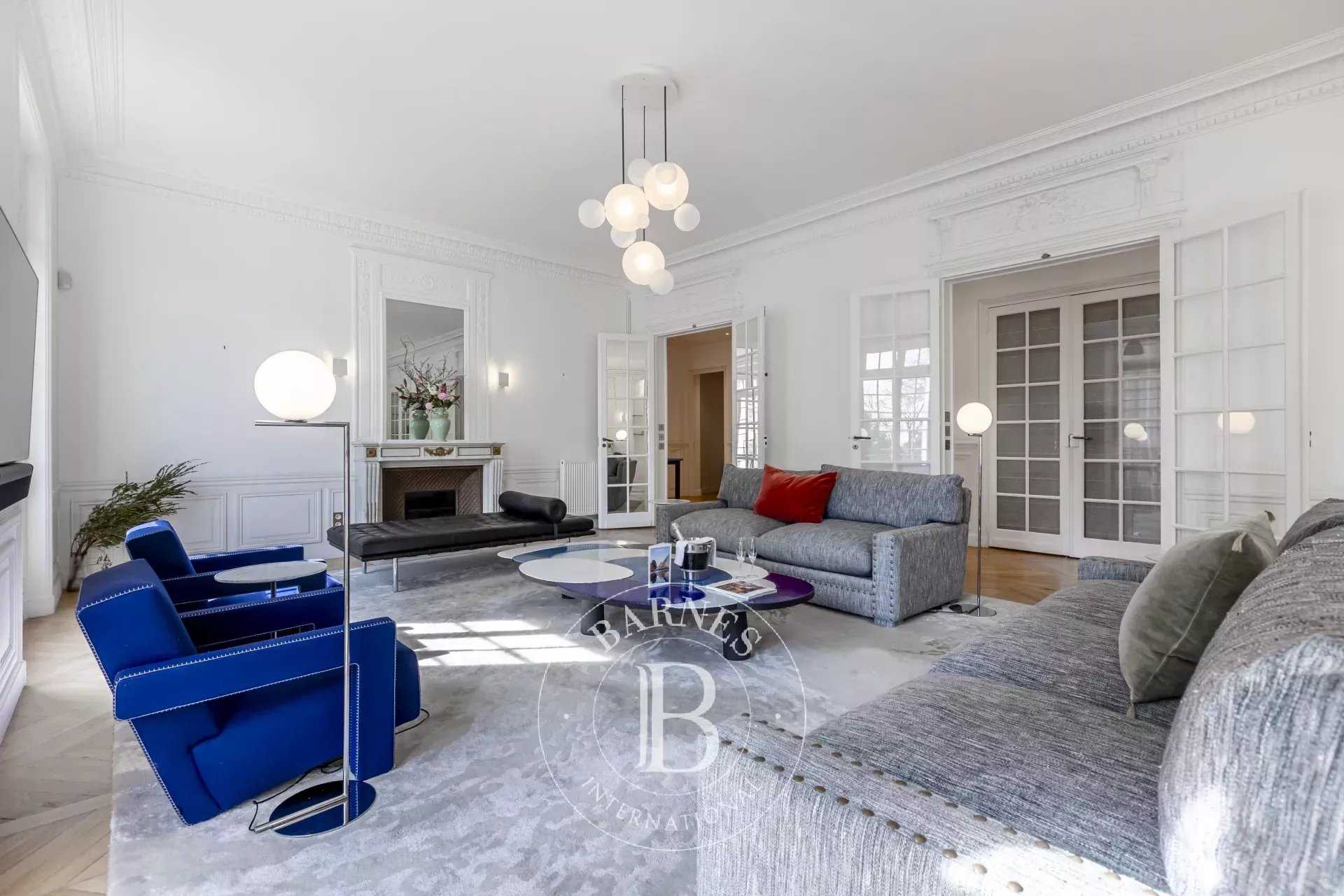 Paris  - Appartement  4 Chambres