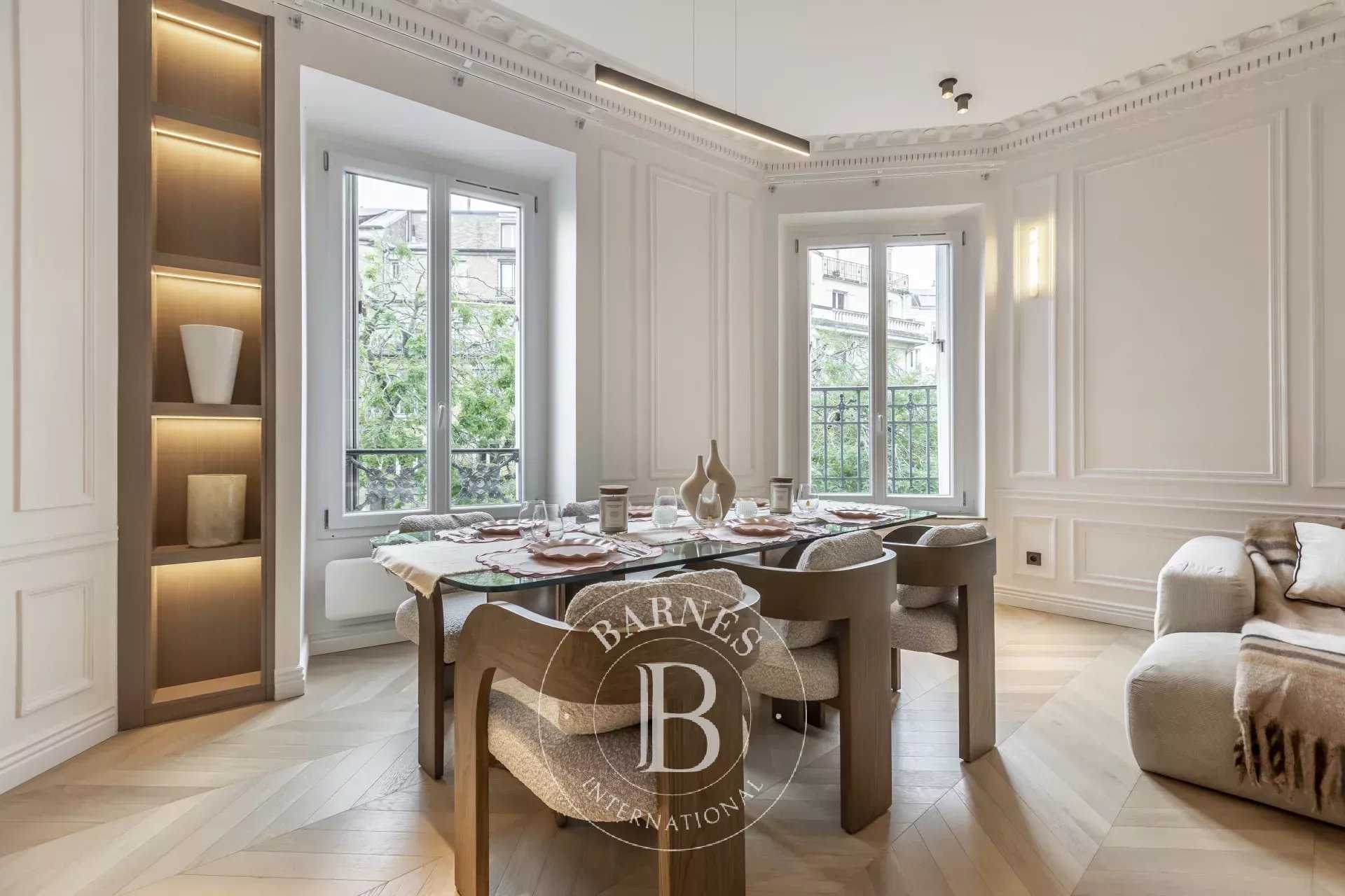 Paris  - Appartement  3 Chambres