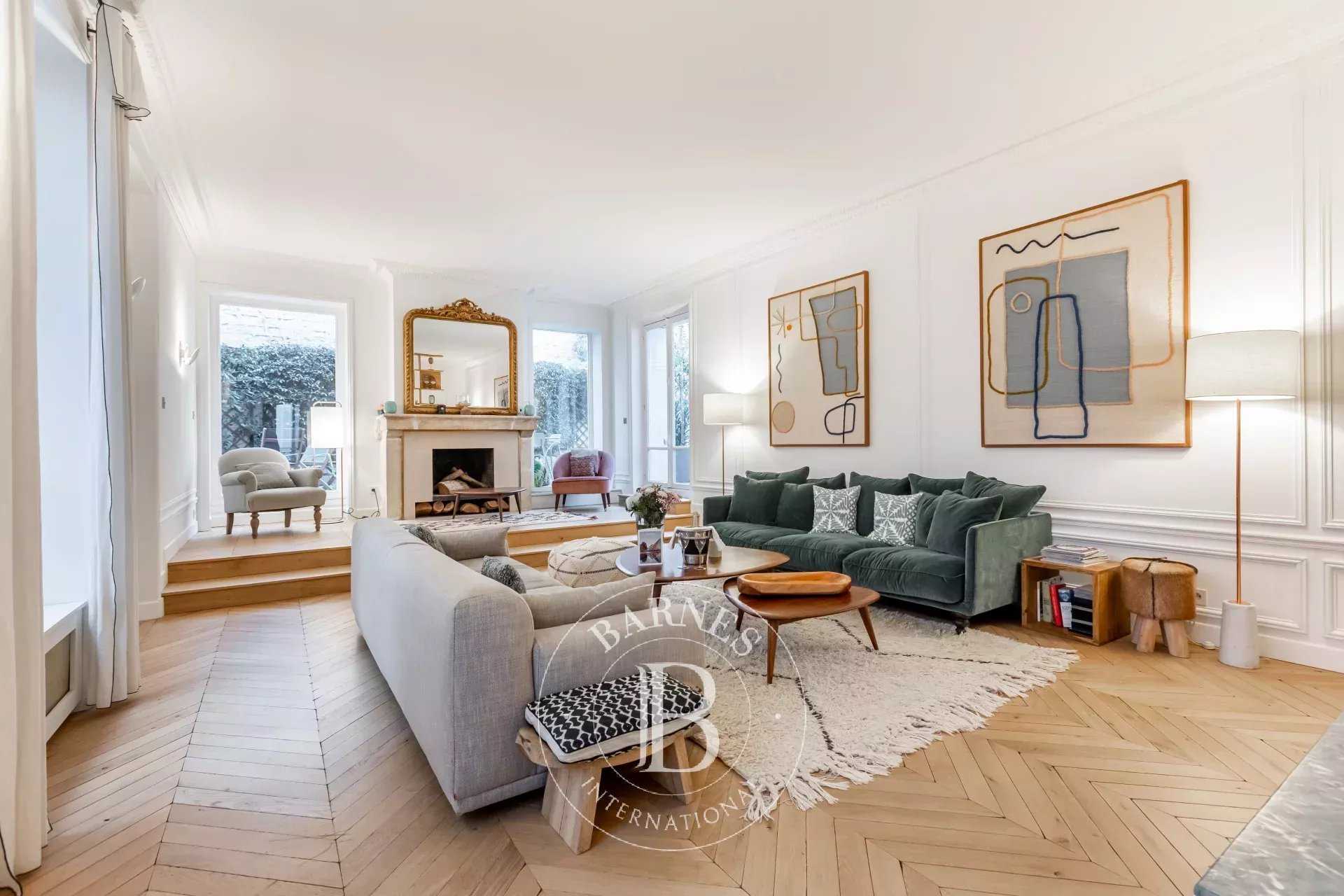 Paris  - Appartement  4 Chambres