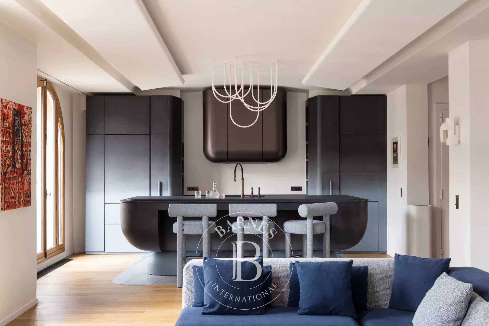 Paris  - Appartement  2 Chambres