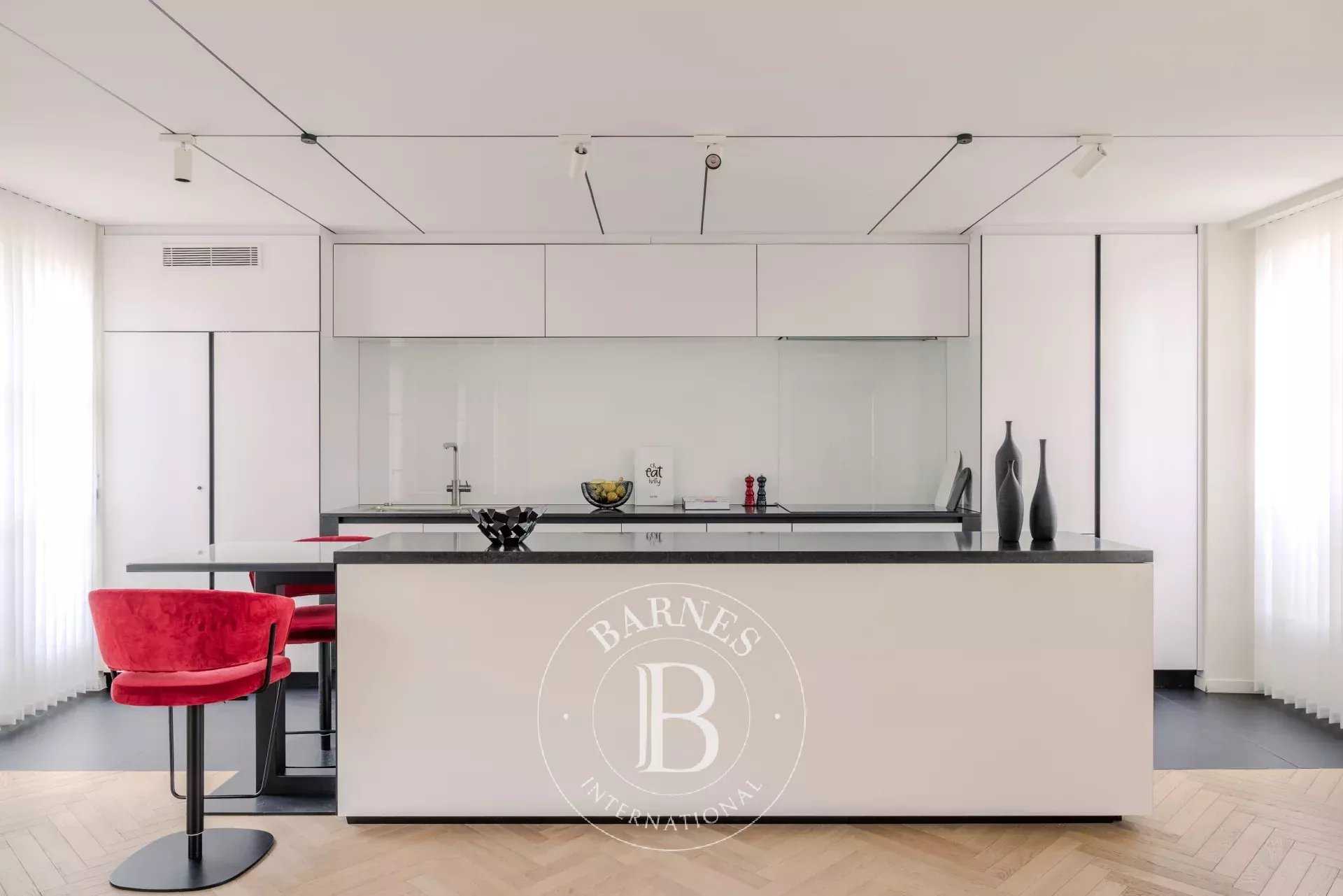 Paris  - Apartment 3 Bedrooms