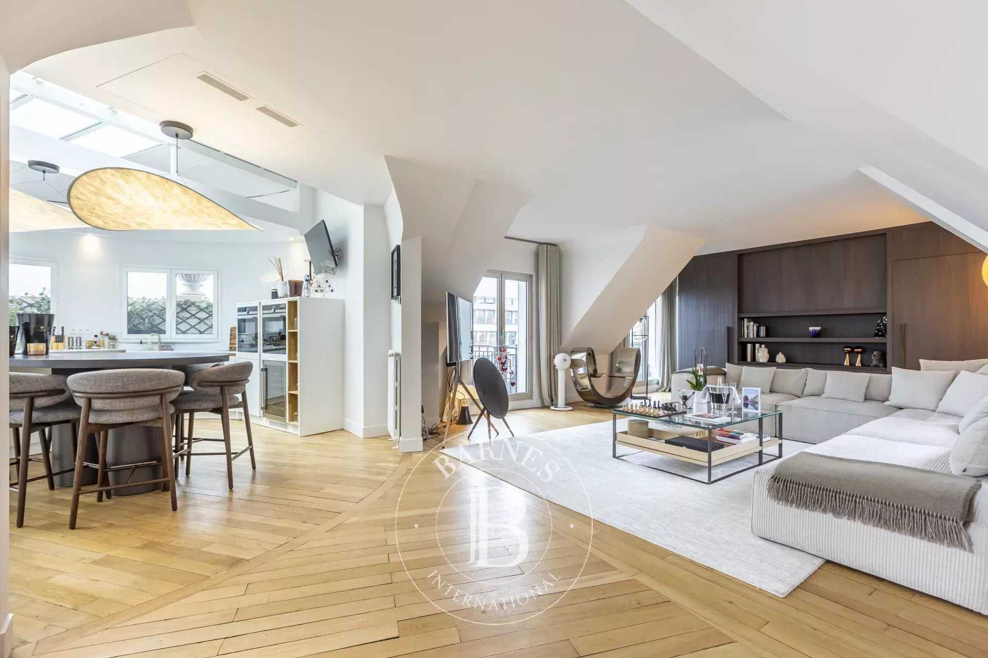 Paris  - Appartement  4 Chambres