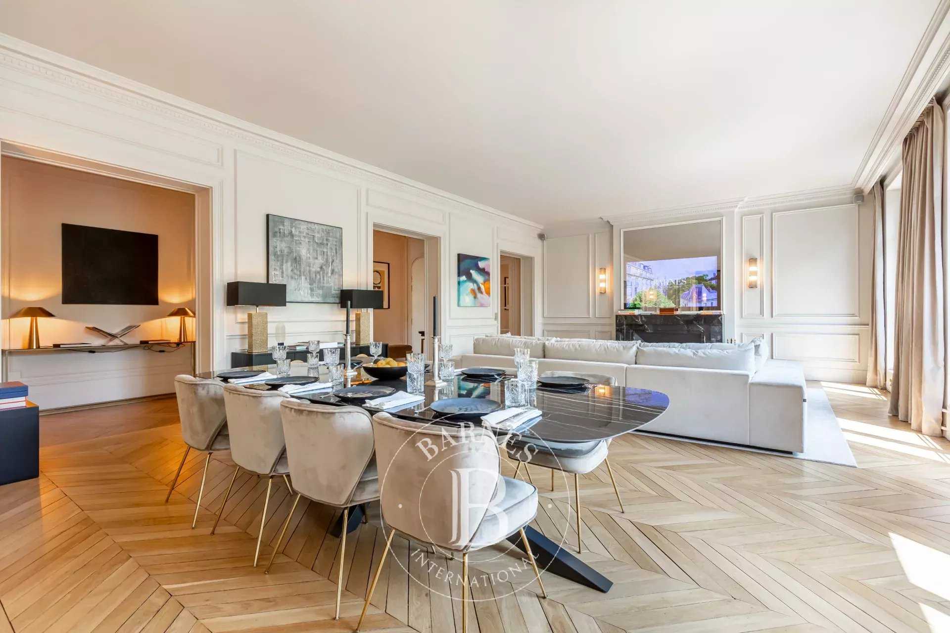 Paris  - Appartement  3 Chambres