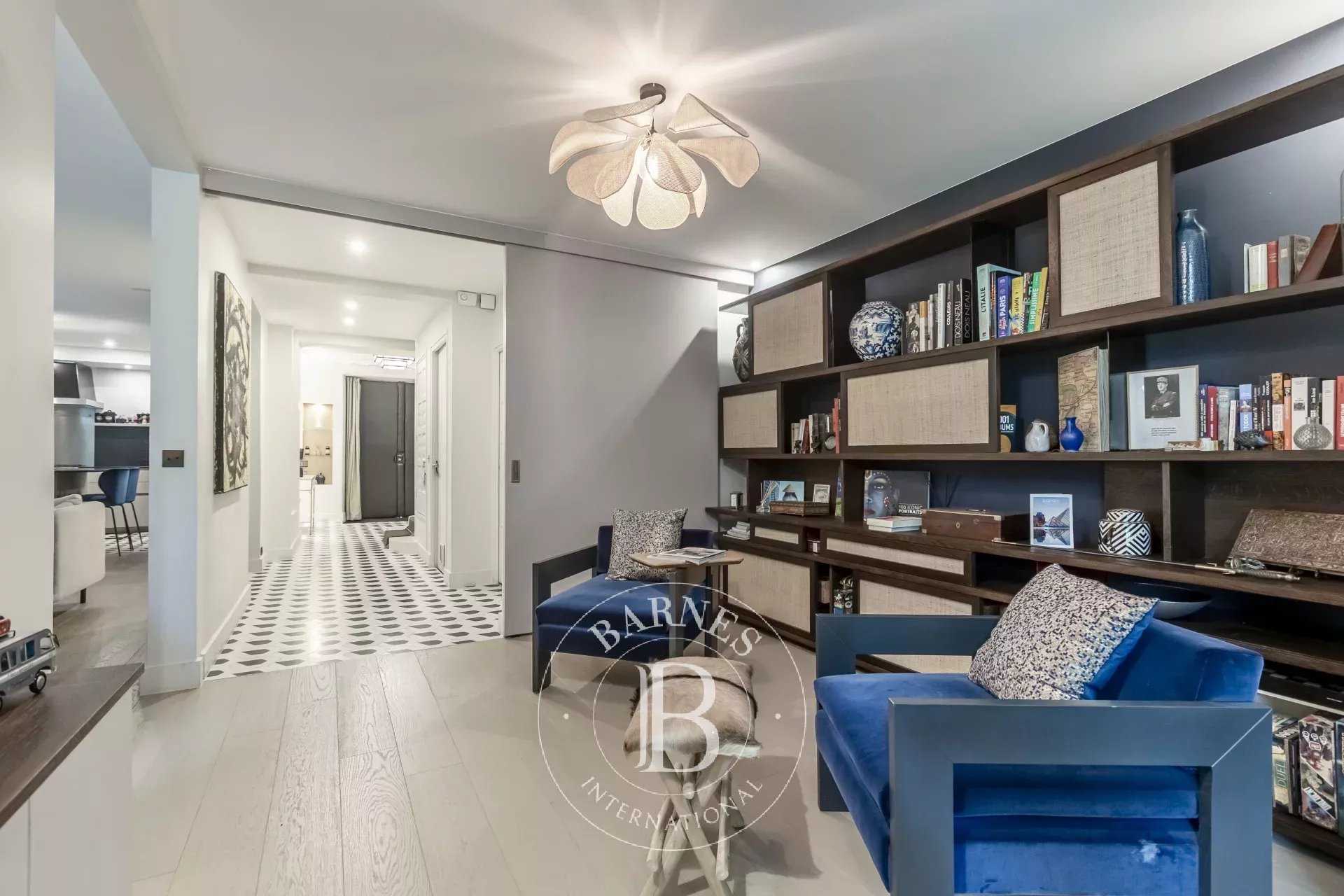 Boulogne-Billancourt  - Hôtel particulier  6 Chambres