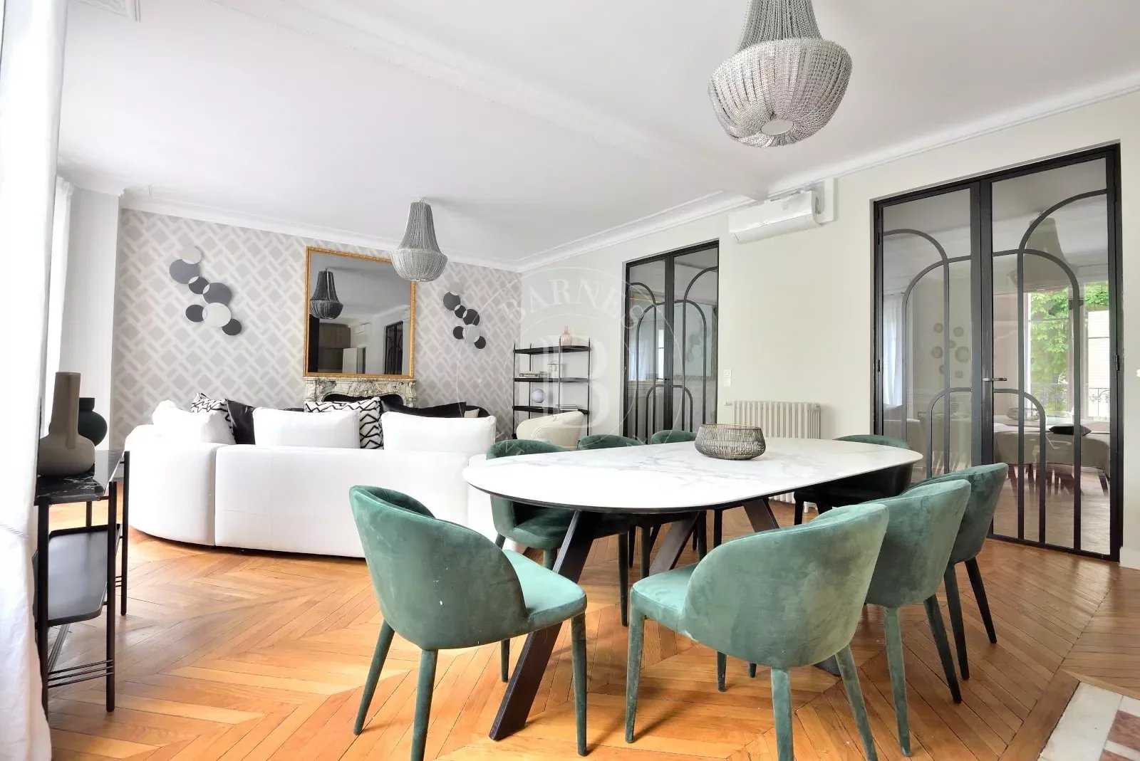 Paris  - Appartement  4 Chambres