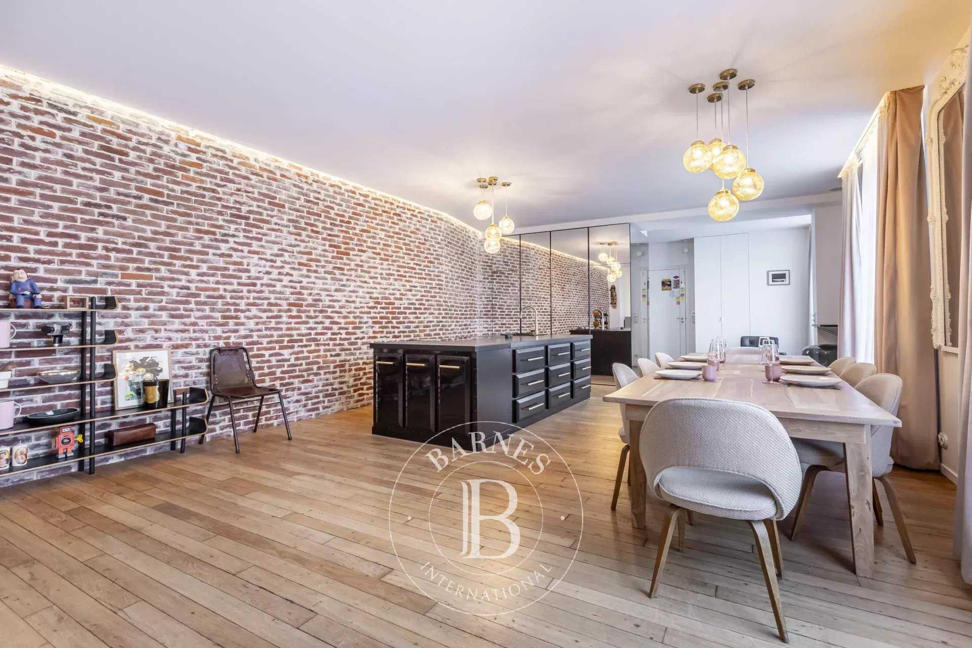 Paris  - Appartement  2 Chambres