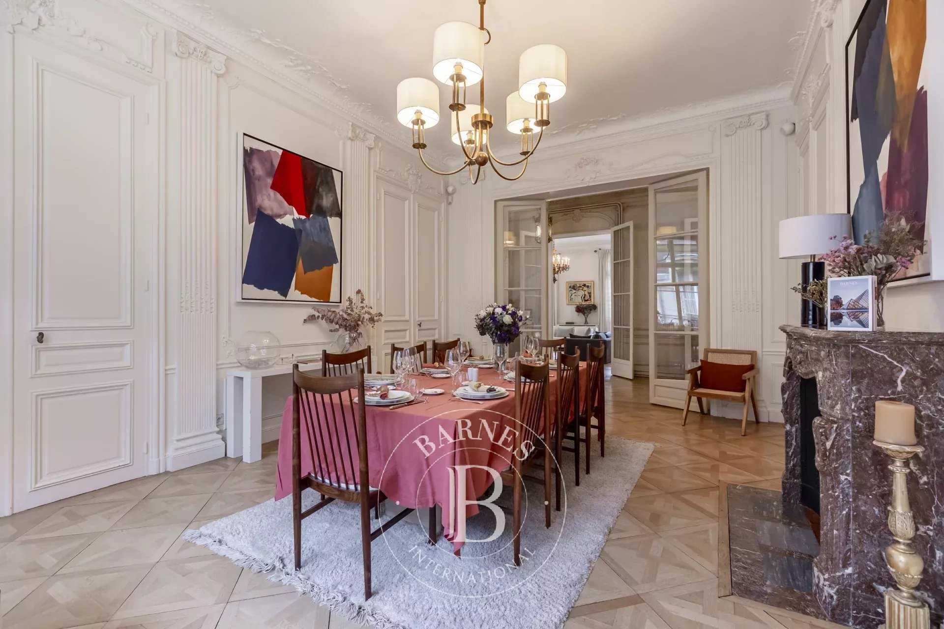 Paris  - Appartement  4 Chambres