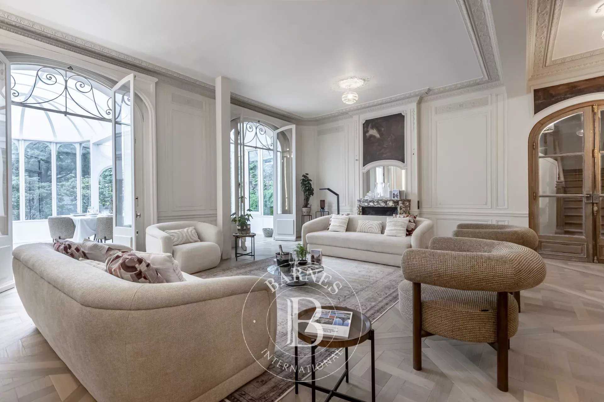 Paris  - Appartement  6 Chambres