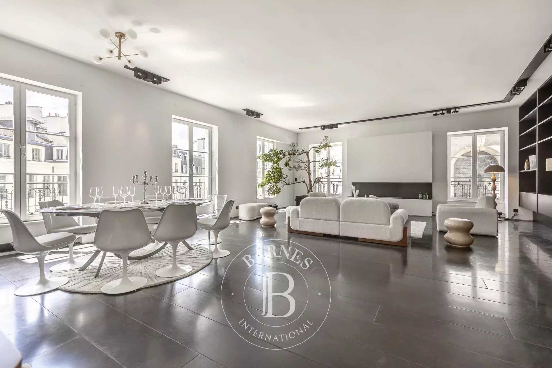 Paris  - Appartement  3 Chambres