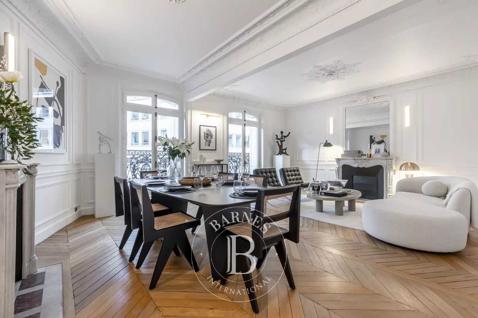 Paris  - Appartement  3 Chambres