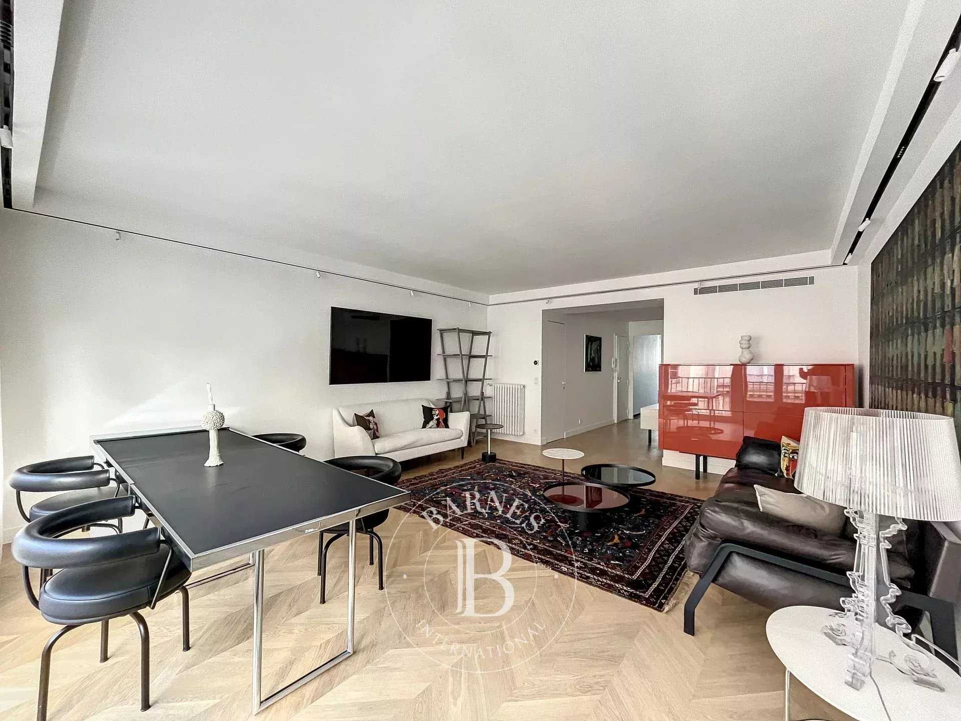 Paris  - Appartement 2 Pi&egrave;ces, 1 Chambre