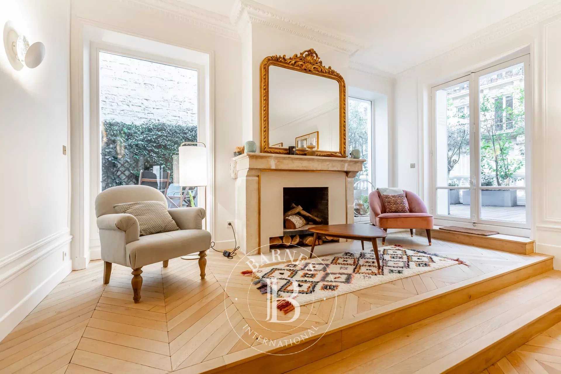 Paris  - Appartement  4 Chambres