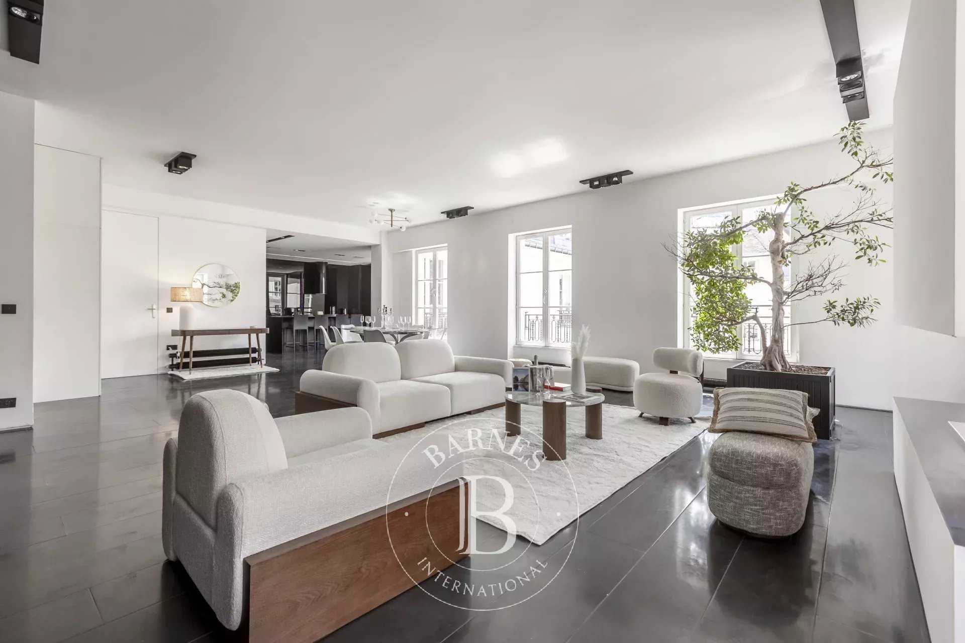 Paris  - Appartement  3 Chambres