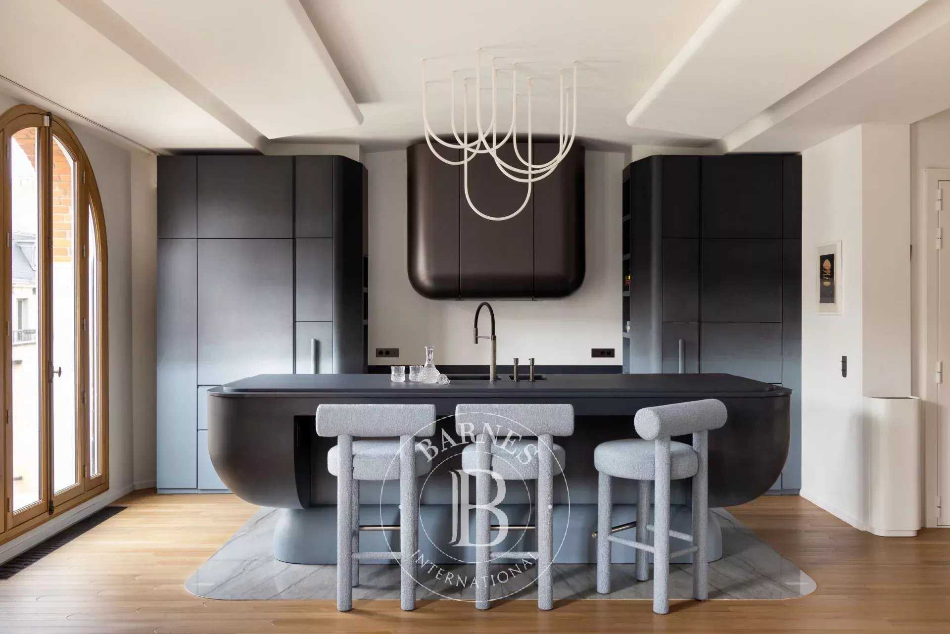 Paris  - Appartement  2 Chambres