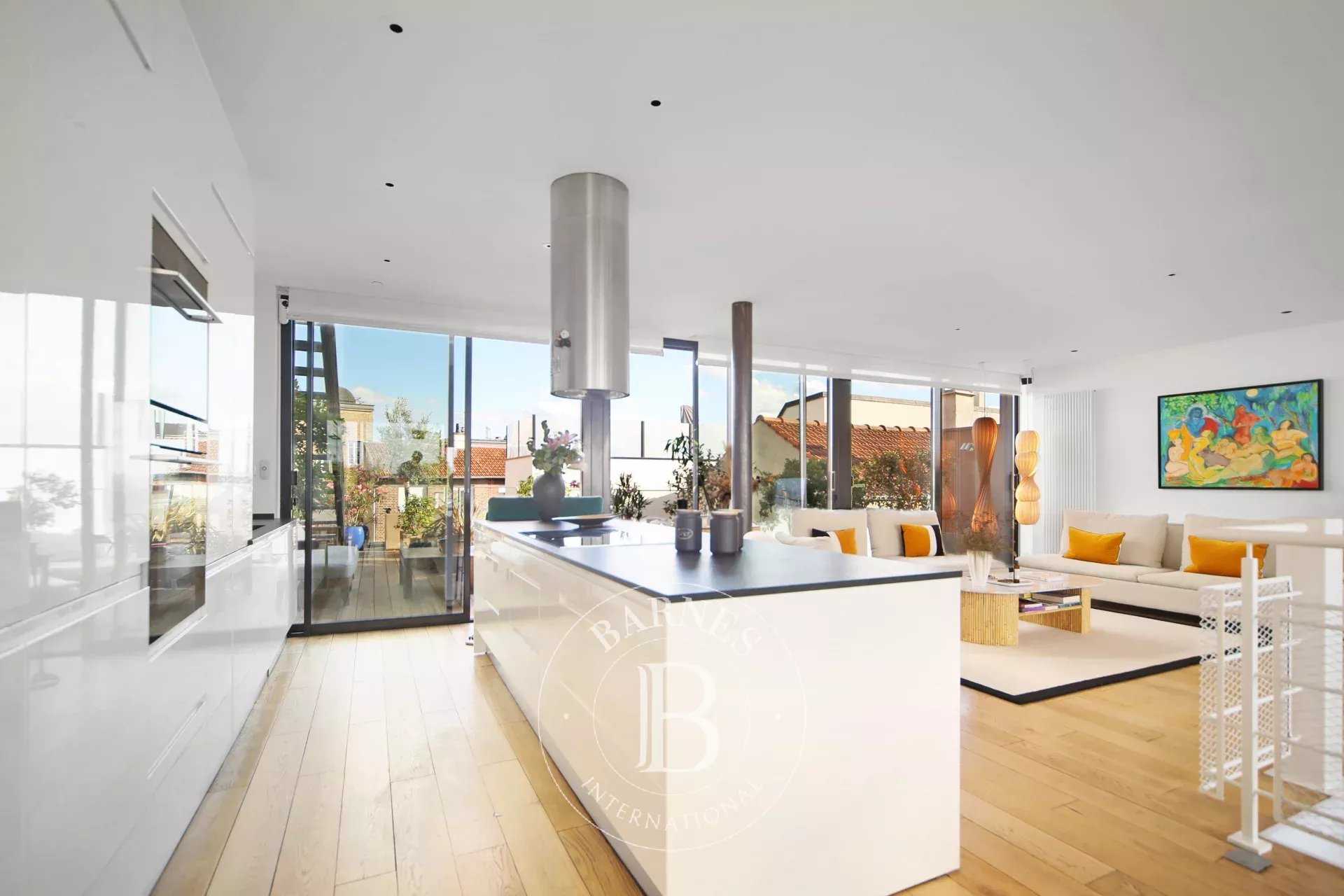 Issy-les-Moulineaux  - Maison  4 Chambres