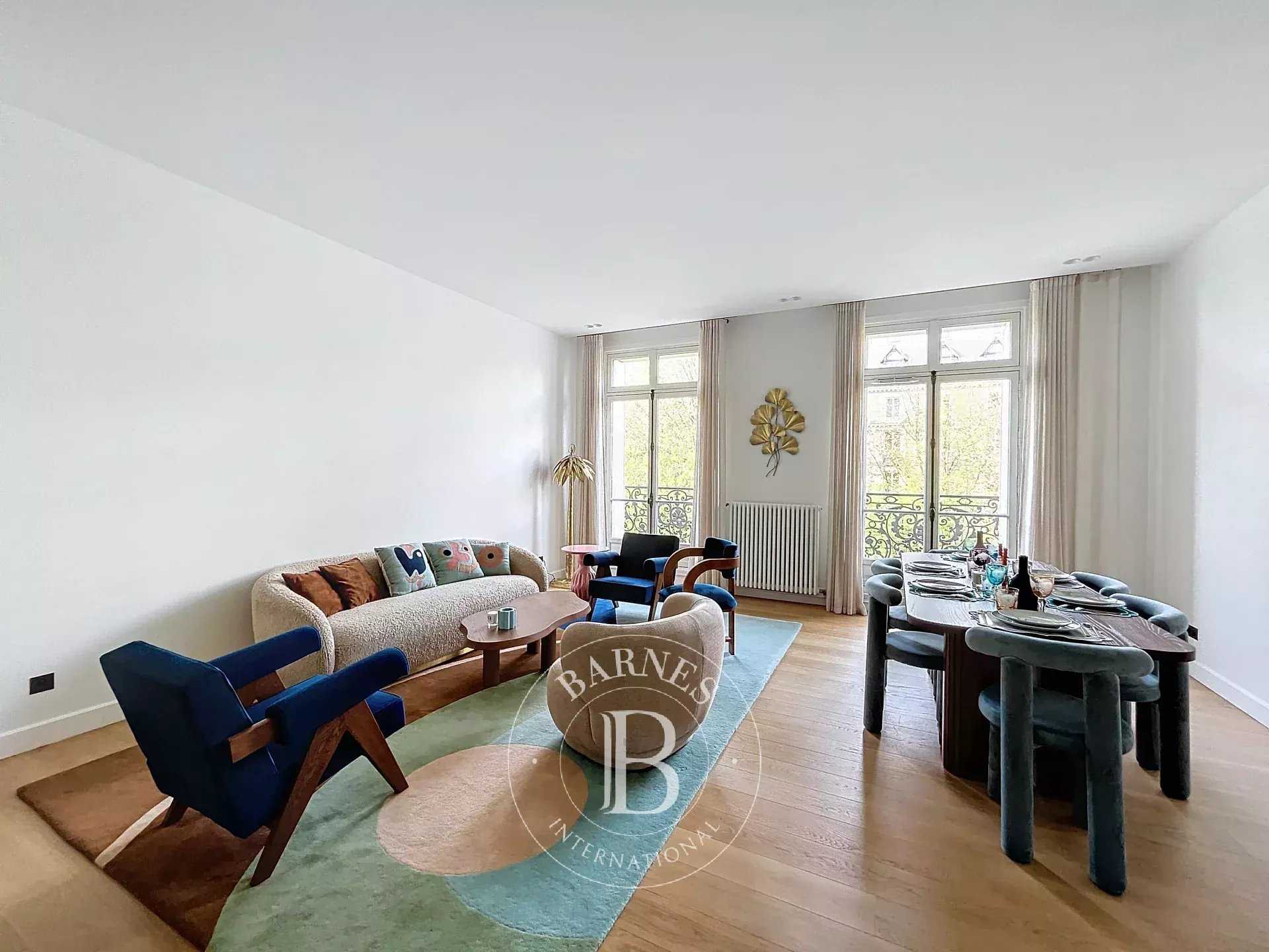 Appartement Paris 75008  -  ref 85855715 (picture 3)