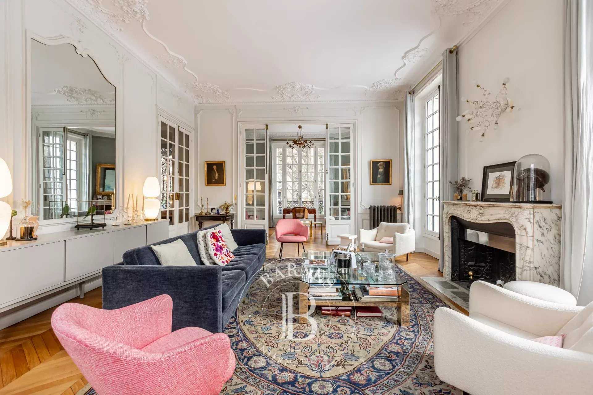 Maison Versailles  -  ref 83946864 (picture 2)