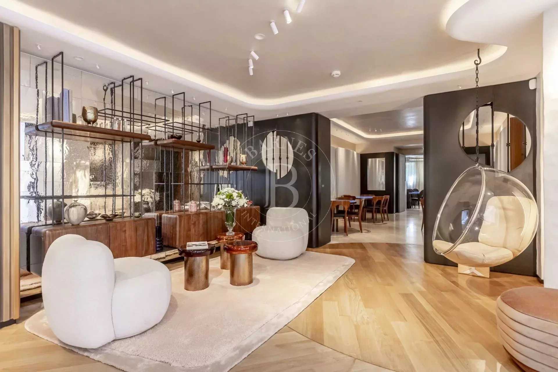 Hôtel particulier Paris 75007  -  ref 84613942 (picture 3)