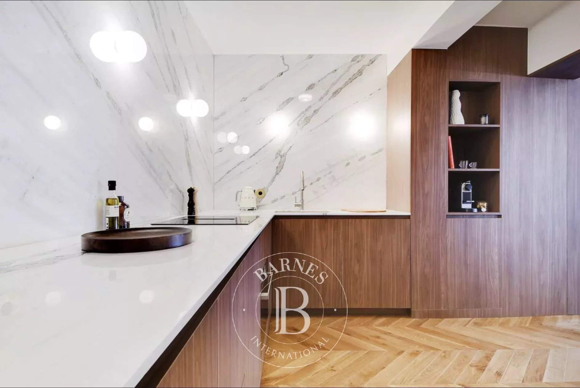 PARIS VI - APARTMENT - 3 BEDROOMS - 6 ADULTS picture 4