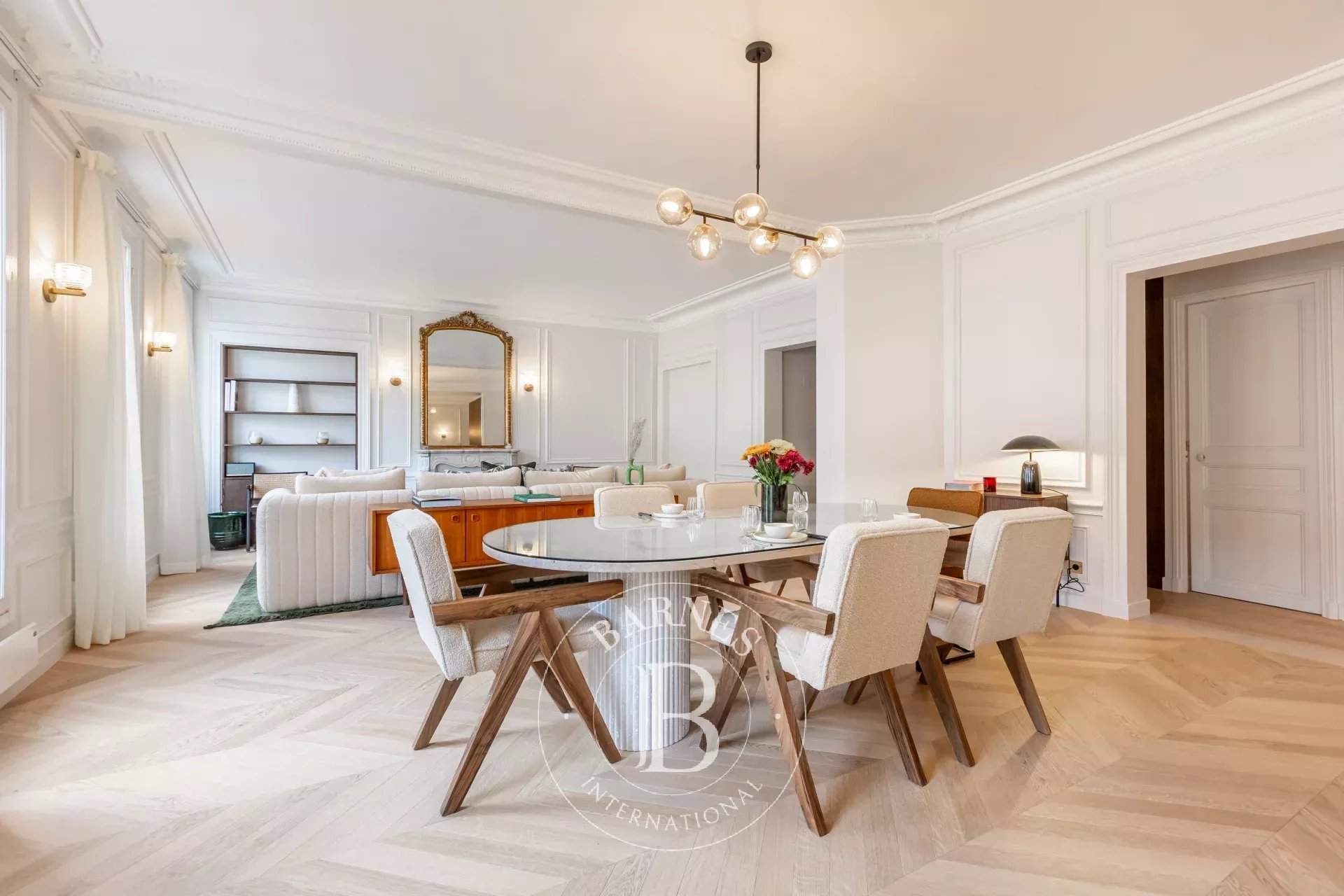 Paris  - Appartement  2 Chambres - picture 5