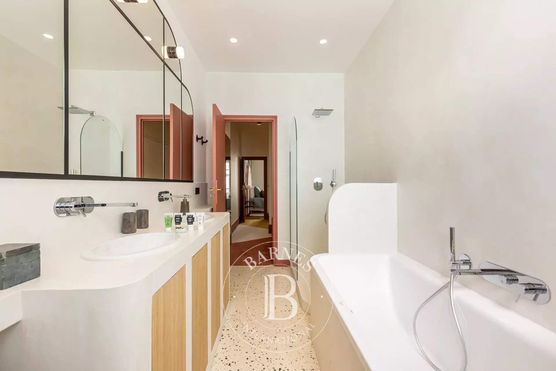 Paris  - Appartement  4 Chambres - picture 17