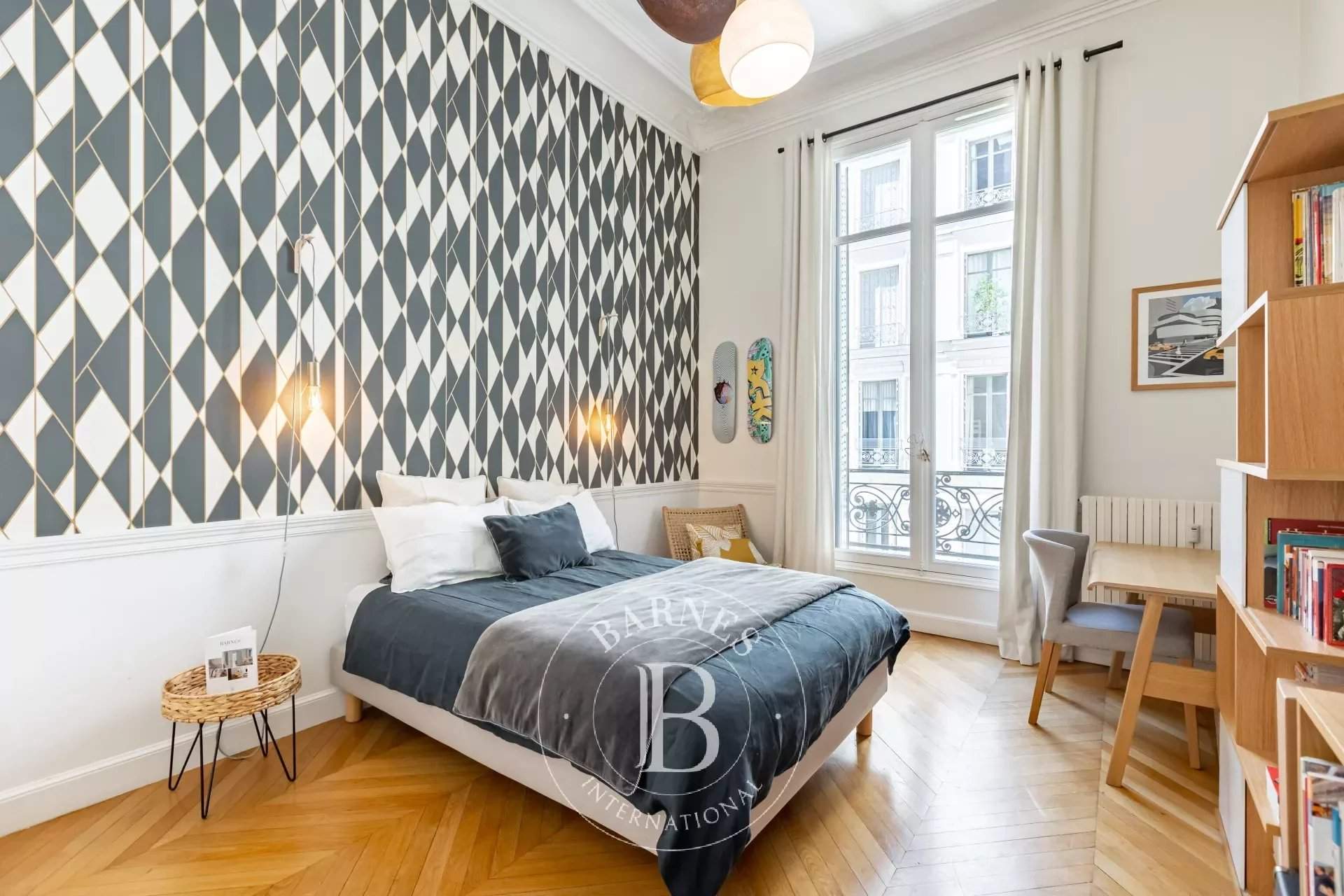 Paris  - Apartment 4 Bedrooms - picture 10