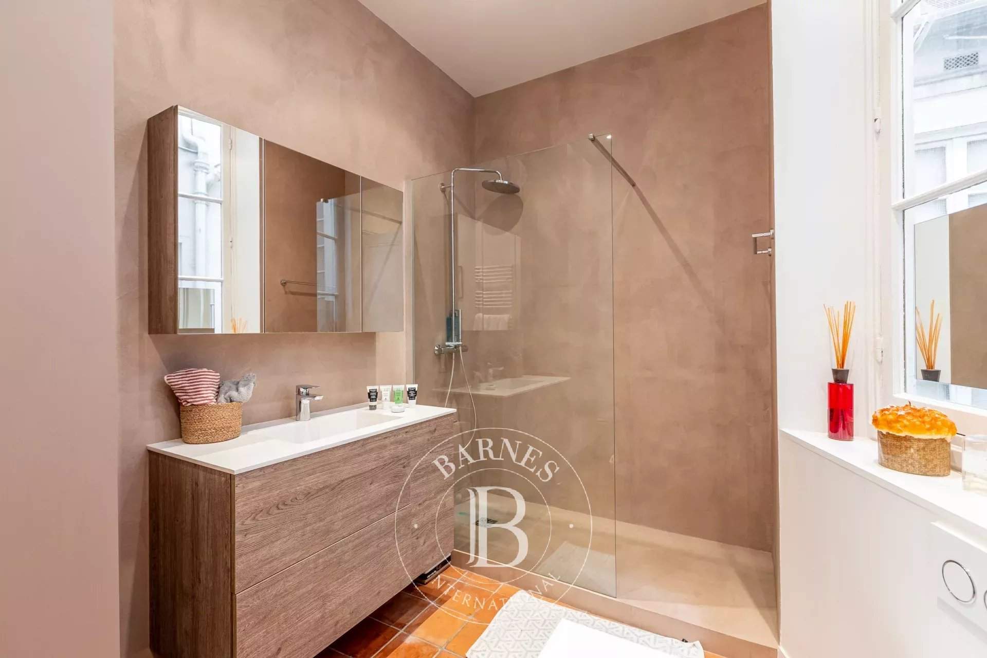 Paris  - Appartement  4 Chambres - picture 10