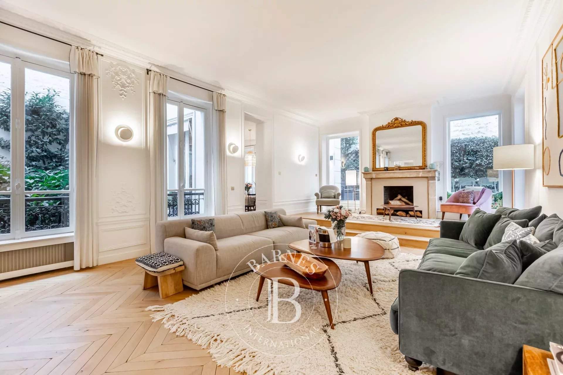 Paris  - Appartement  4 Chambres - picture 1