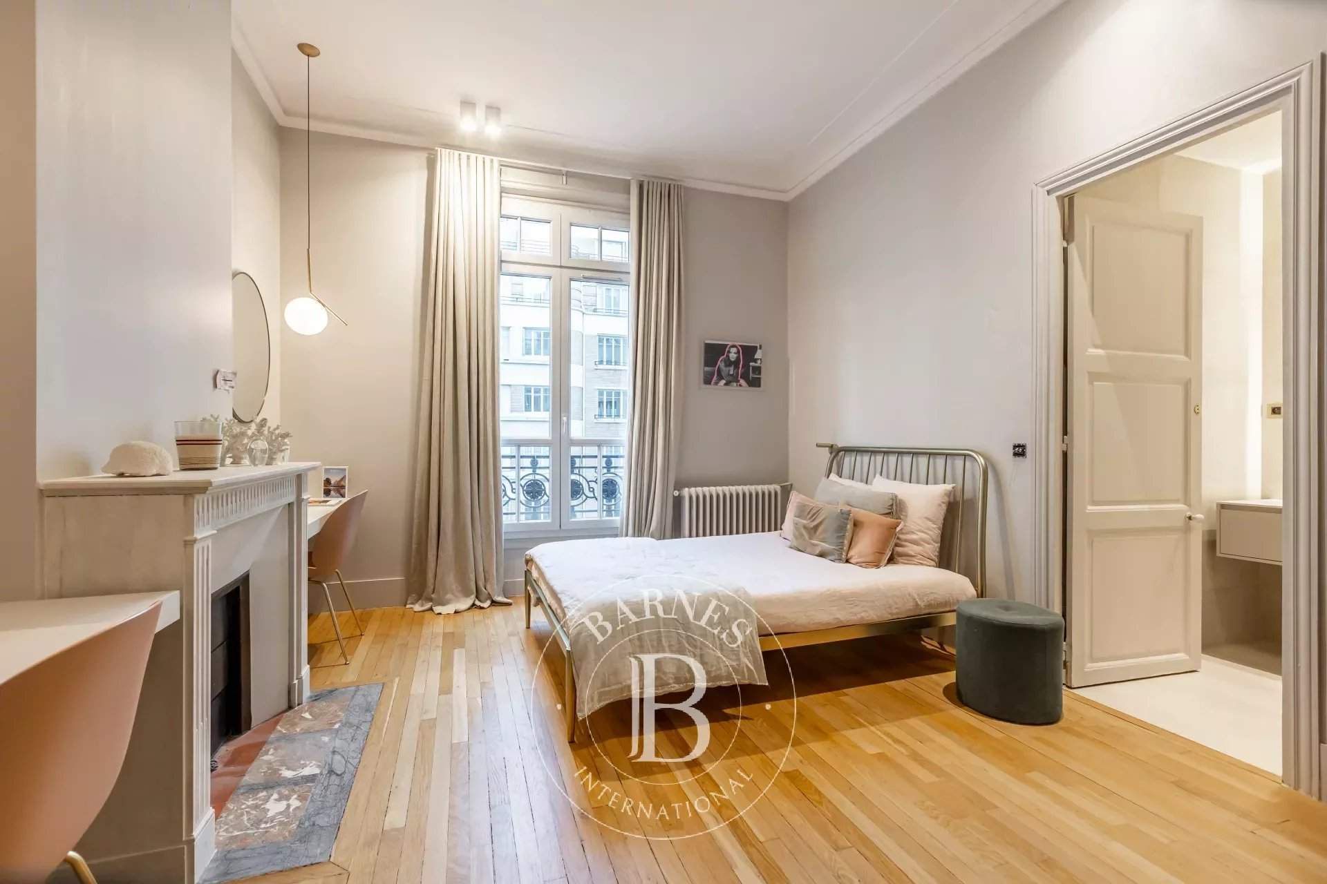 Paris  - Appartement  5 Chambres - picture 20