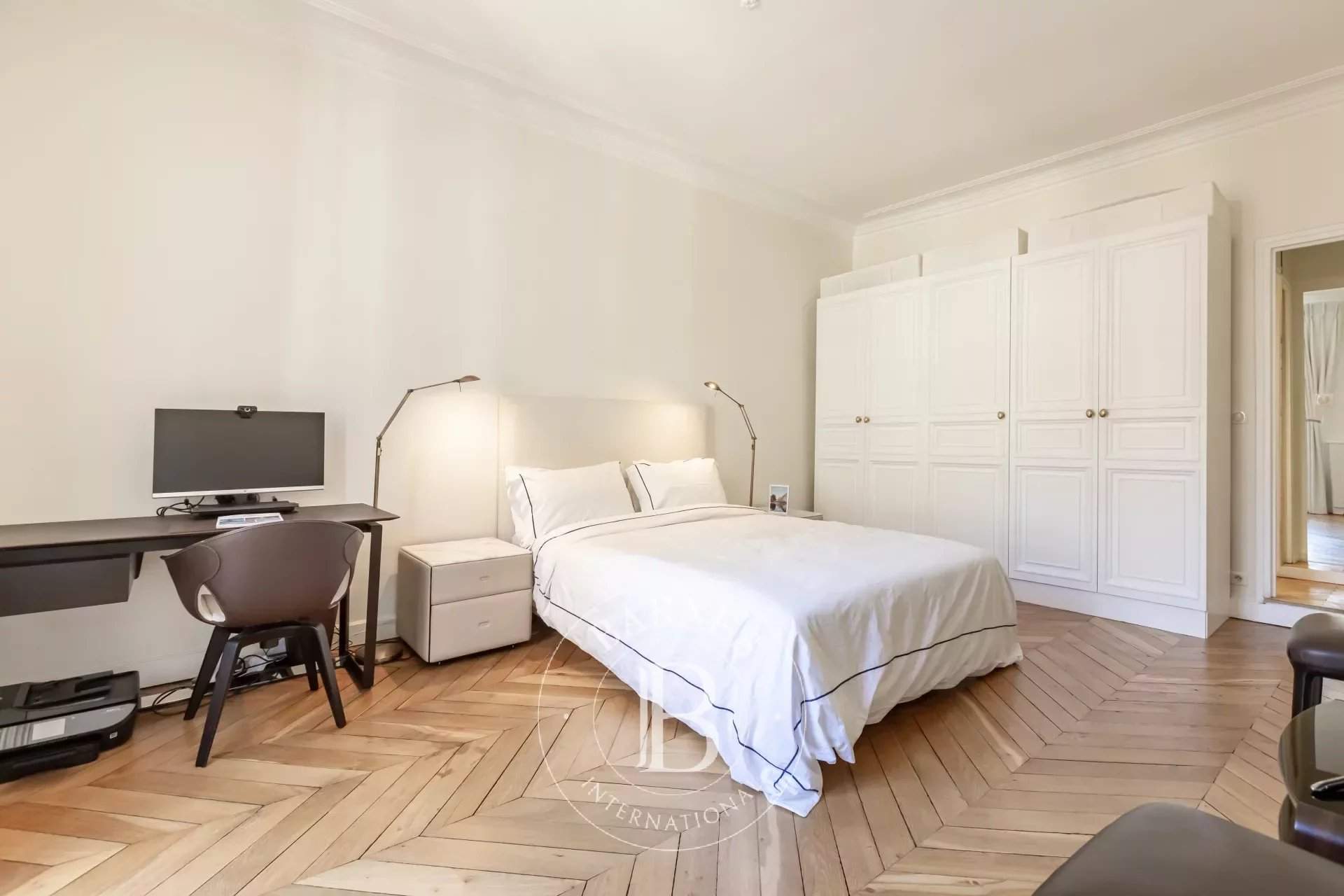 Paris  - Apartment 3 Bedrooms - picture 15