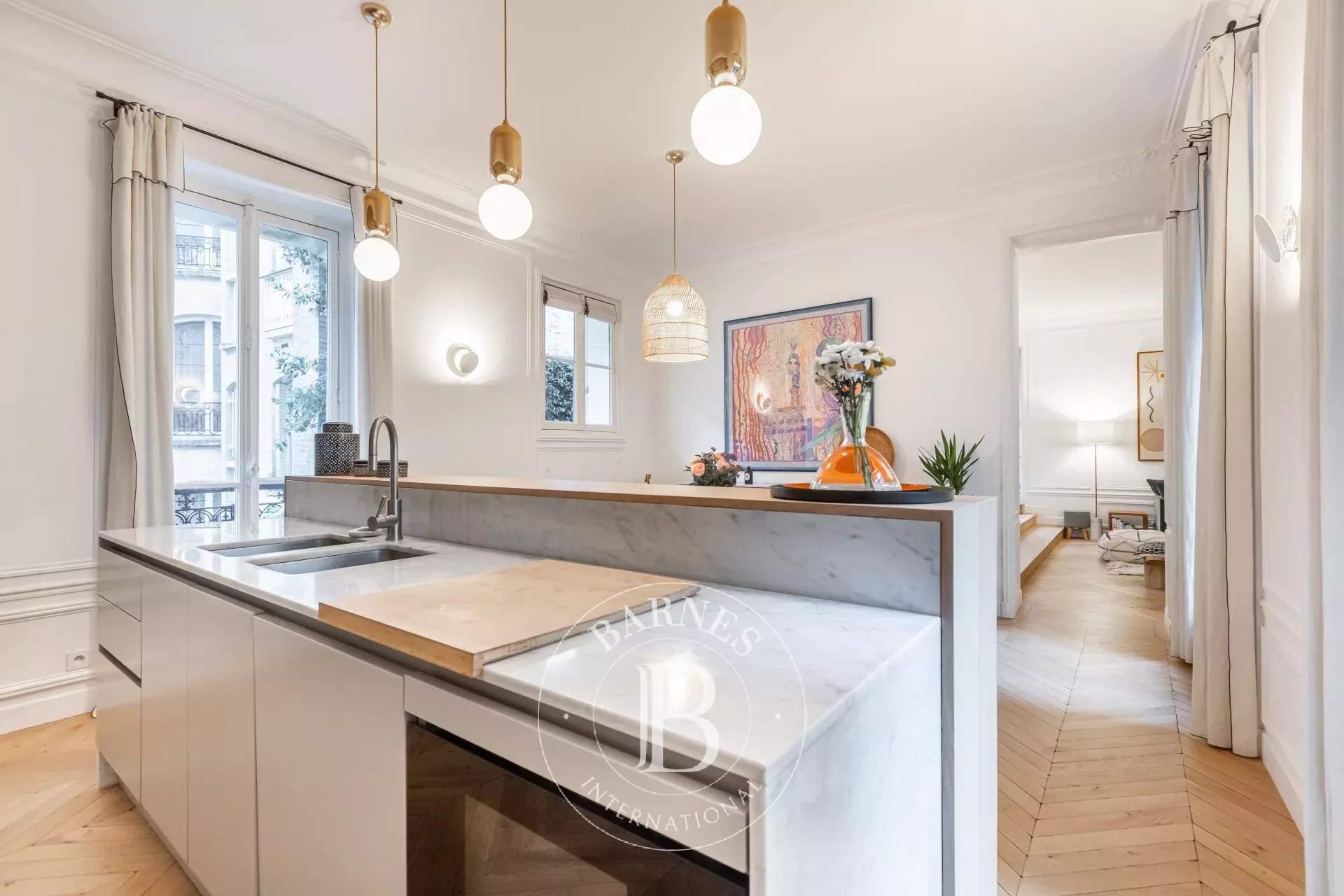 Paris  - Appartement  4 Chambres - picture 12