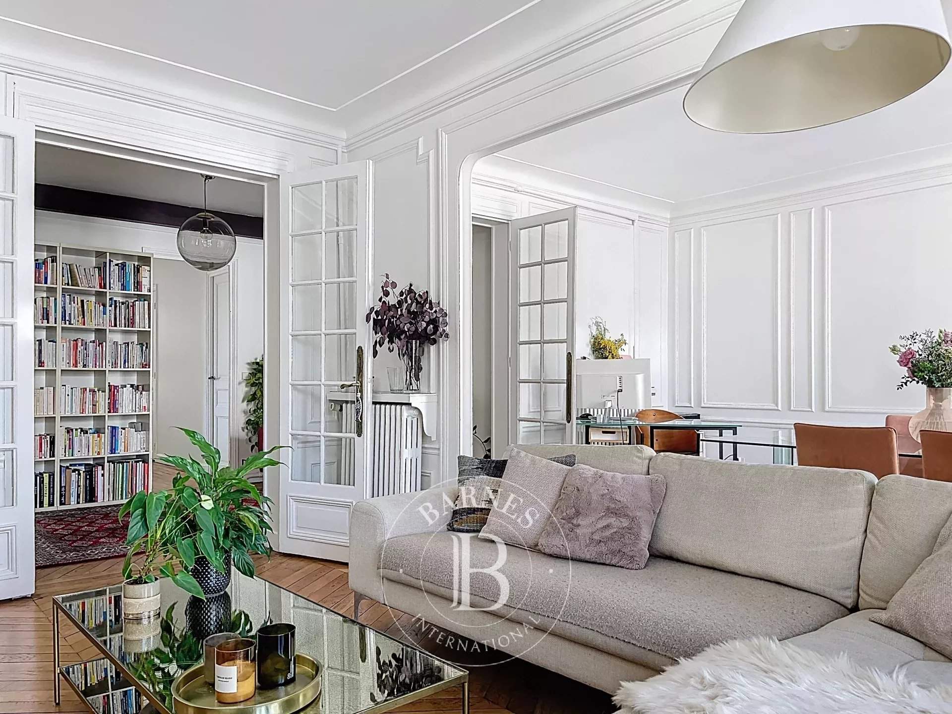 The short-term rental service at BARNES presents this property : picture 1