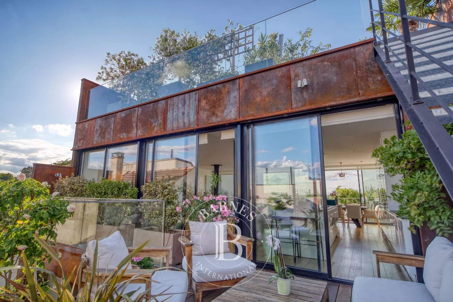 Le service location courte durée de la maison BARNES vous présente ce bien : picture 1